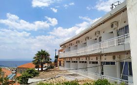 Poulea Rooms